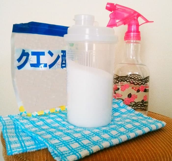 シンクの水垢掃除でクエン酸を使ったら白くなった！対処法を解説！ - 家事の教科書